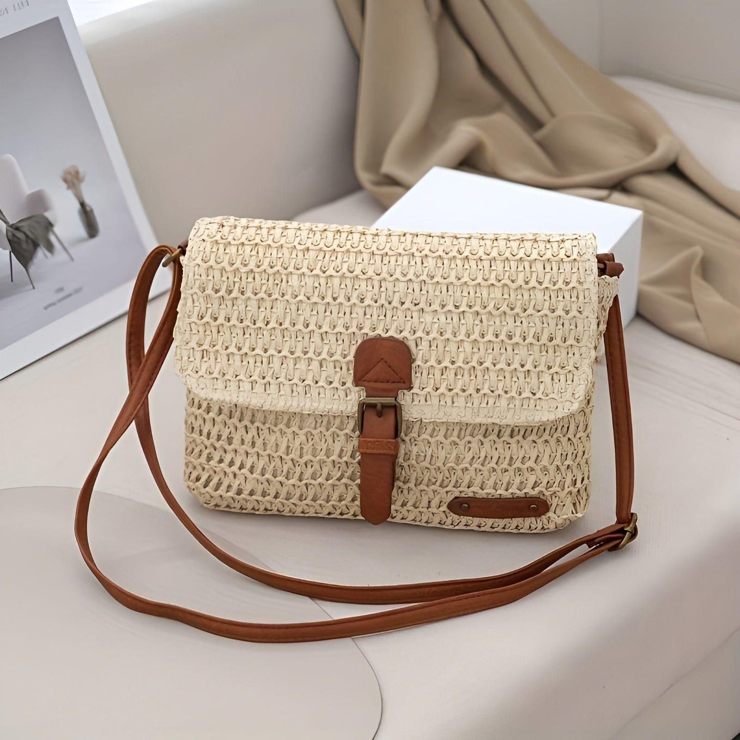 Woven Straw Shoulder Bag with Vintage Style for Summer Travel and Everyday Use